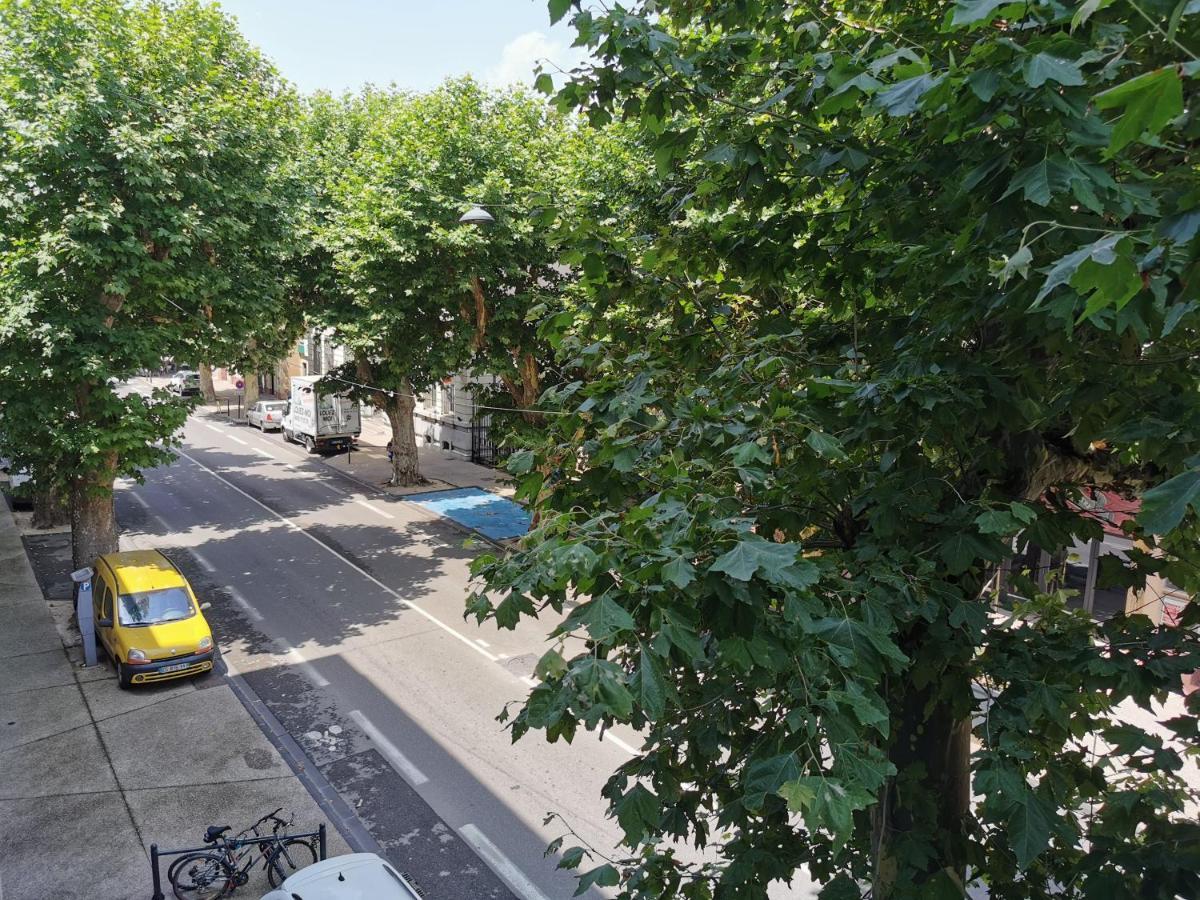 Studio Confort - Clim - Ascenseur Cavaillon Bagian luar foto